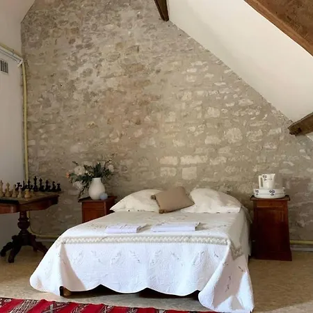 Beautiful Country House: Parisian Retreat 50 Minutes From Eiffel Tower Holiday home Hodent